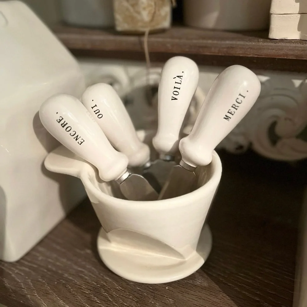 Rare HTF Discontinued Rae Dunn Boutique Vintage French Cheese Knives Set of 4